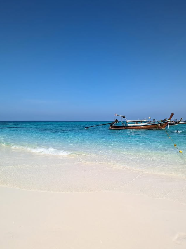 Phuket, Thailand — Our Couple’s Guide to Travelling Properly